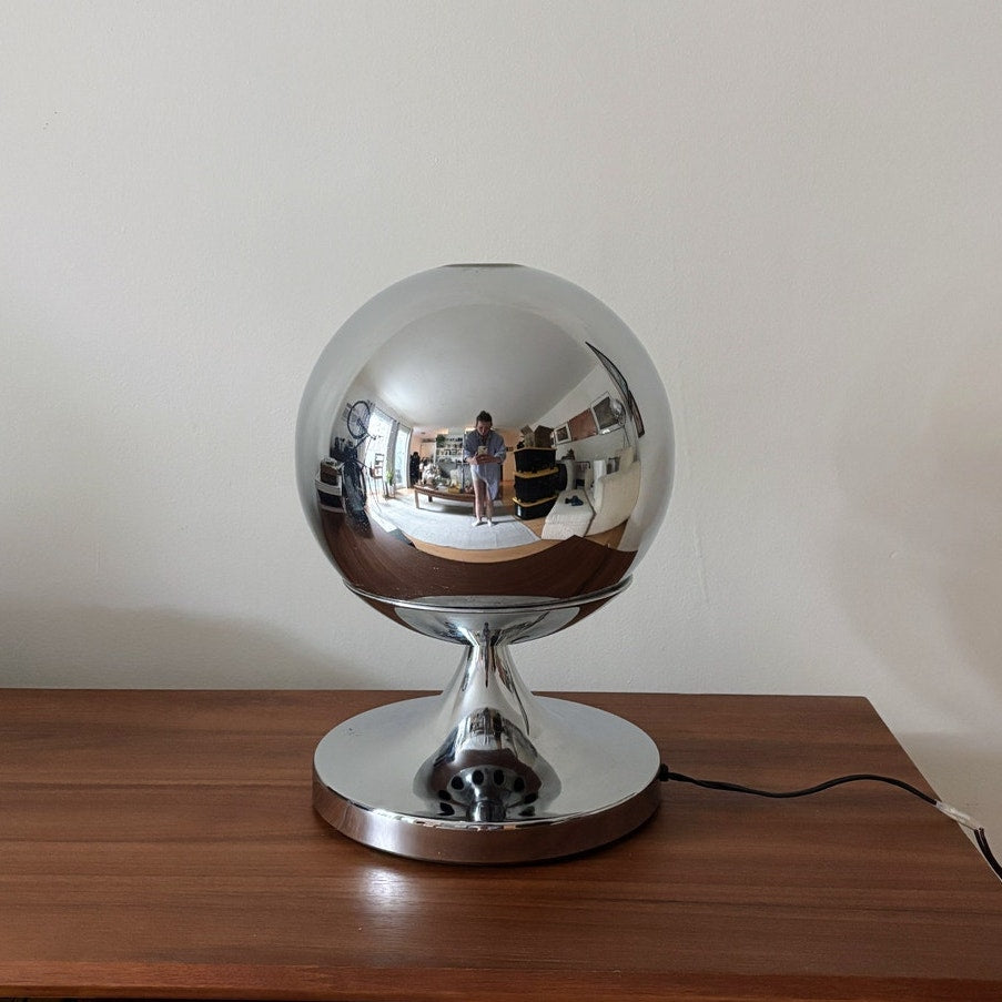Vintage Chrome Space Age Fantasia Motion Lamp