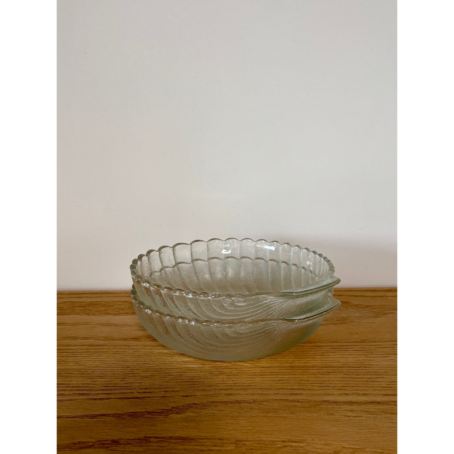 Vintage 1970s Anchor Hocking Shell Serving Bowl