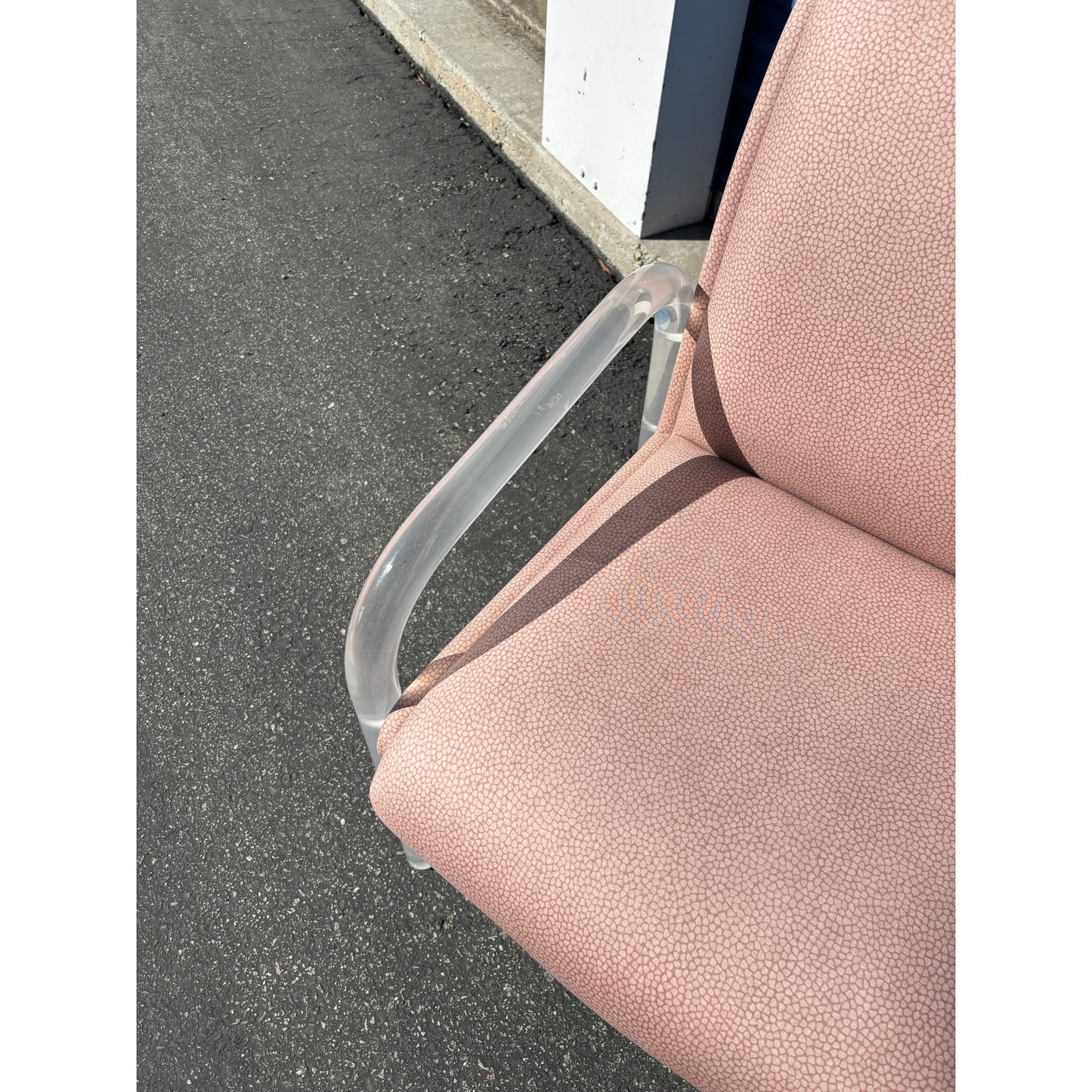 Rare Pink & Lucite Arm Chairs From the 1970s - Signed Leon Frost for Lion in Frost - 2 available